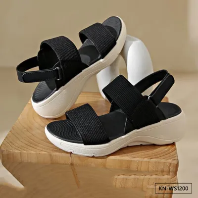 URBAN STROLL WOMEN'S SANDAL